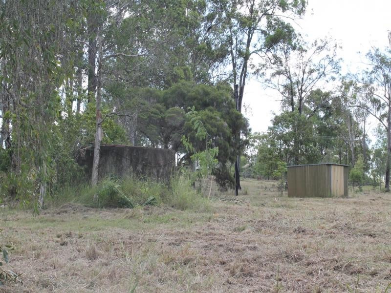 65 James Rd, Pine Mountain QLD 4306