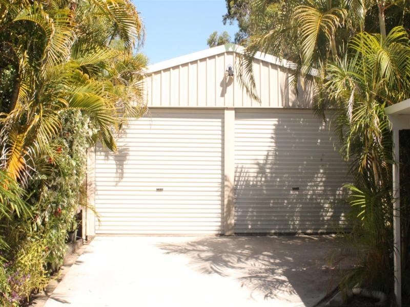 50 Flame Tree Court, Walloon QLD 4306
