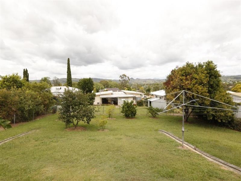 14 Bona Vista Ave, Boonah QLD 4310
