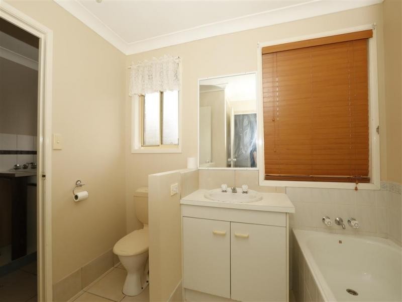 286 Mt Walker West Rd, Lower Mount Walker QLD 4340