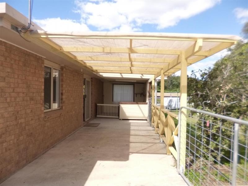 18 Kingsley Street, Walloon QLD 4306