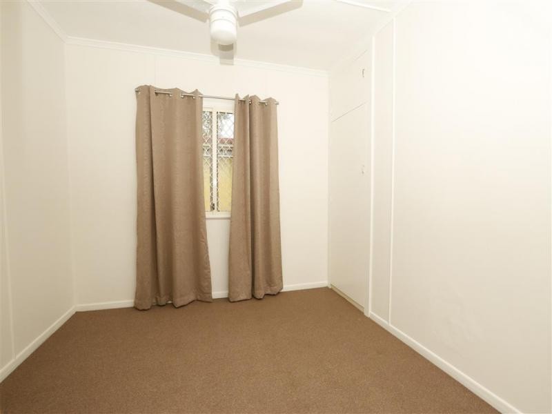 1/32 Davidson Street, Basin Pocket QLD 4305
