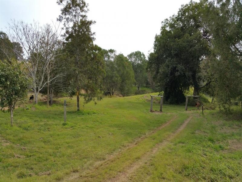 722 Riverside Drive, Pine Mountain QLD 4306