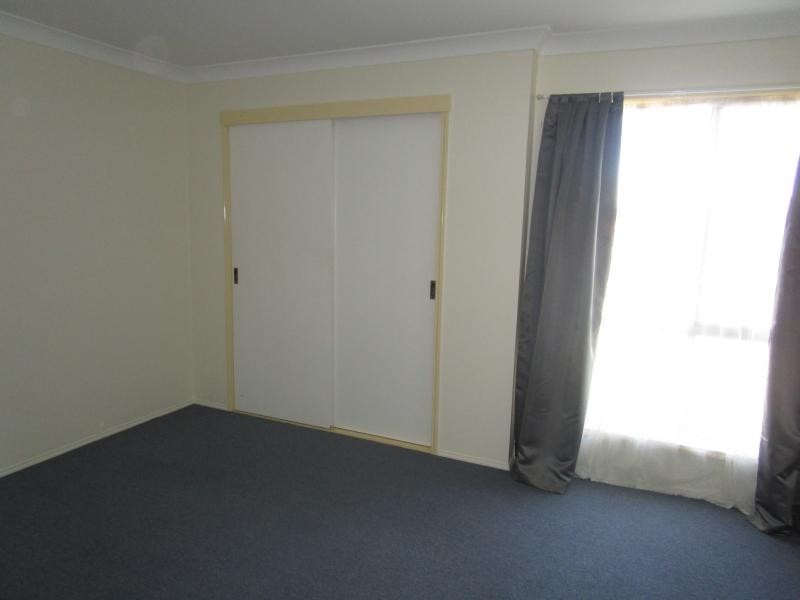 5 Dellvene Cres, Rosewood QLD 4340