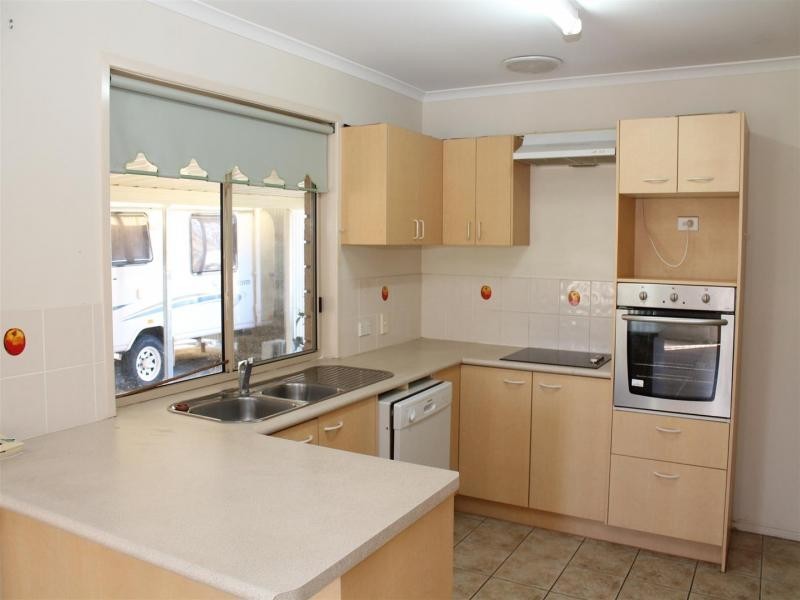 38 Lawrence St, Marburg QLD 4346