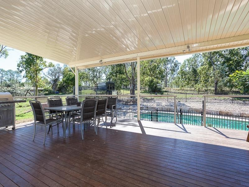 113 Phillip Crescent, Barellan Point QLD 4306