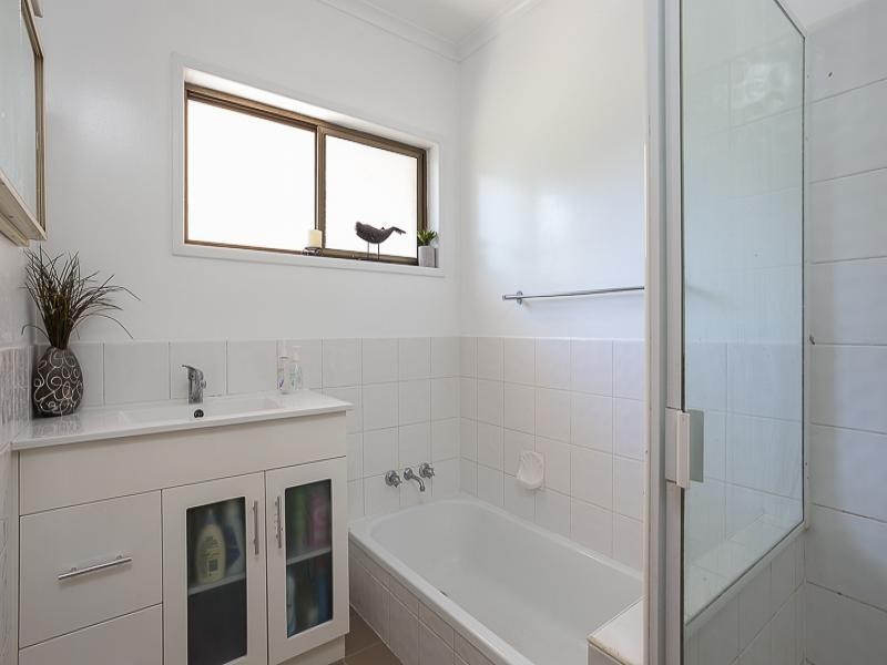 113 Phillip Crescent, Barellan Point QLD 4306