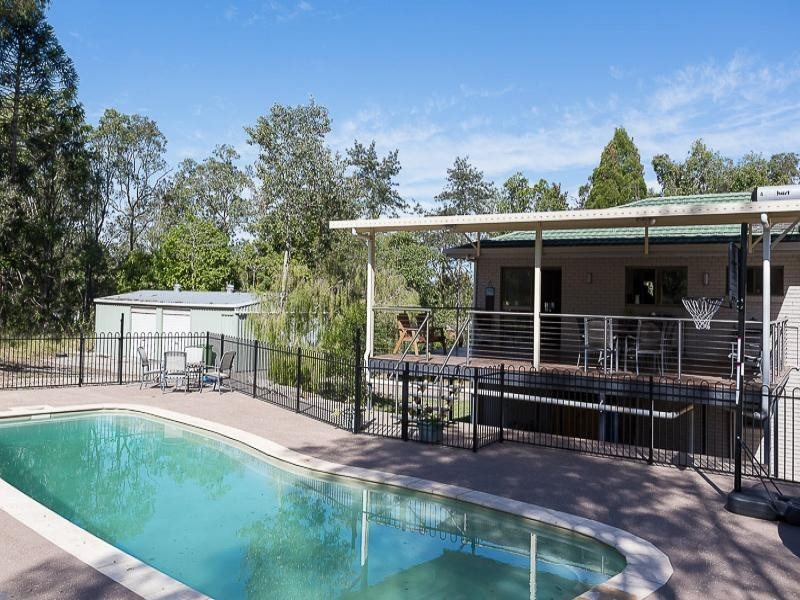 113 Phillip Crescent, Barellan Point QLD 4306