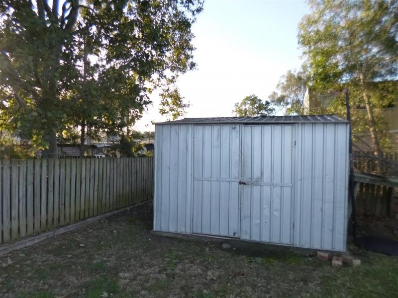 33 Bell Street, Walloon QLD 4306