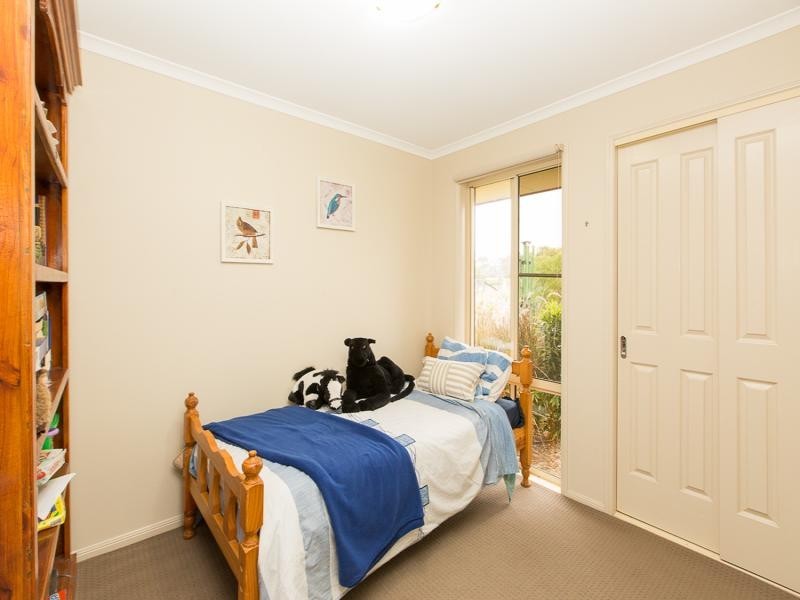 27 William St, Marburg QLD 4346