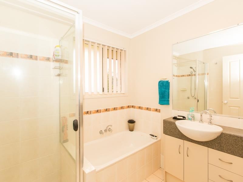 27 William St, Marburg QLD 4346