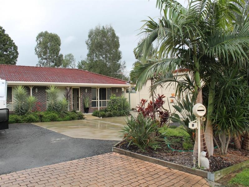 7 Sharp Lane, Walloon QLD 4306