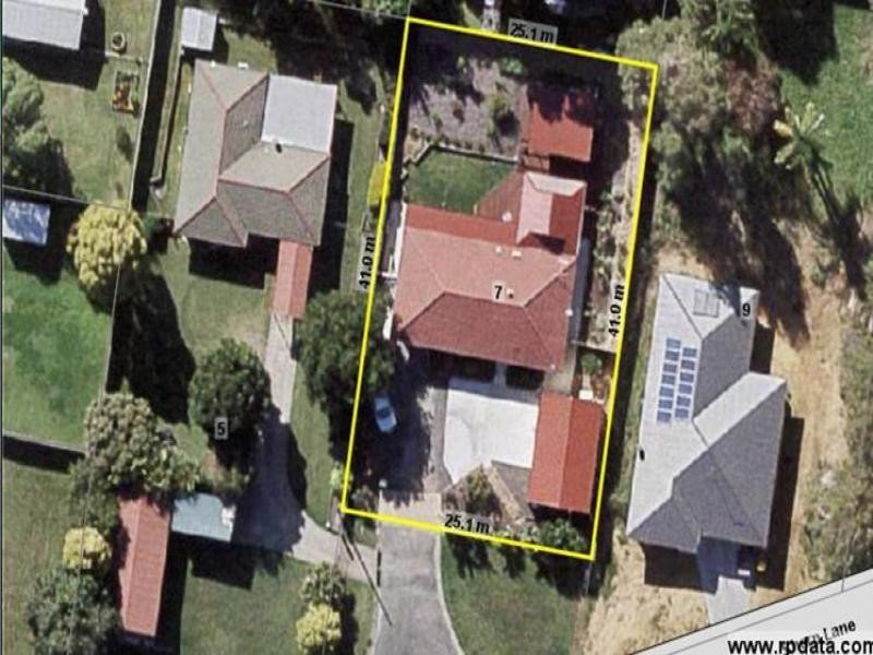 7 Sharp Lane, Walloon QLD 4306