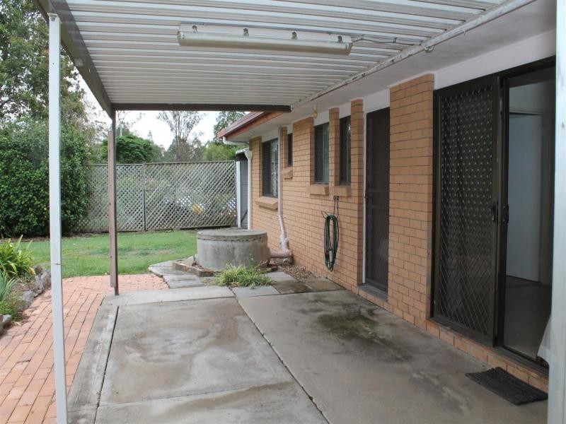 6 Bell Street, Walloon QLD 4306