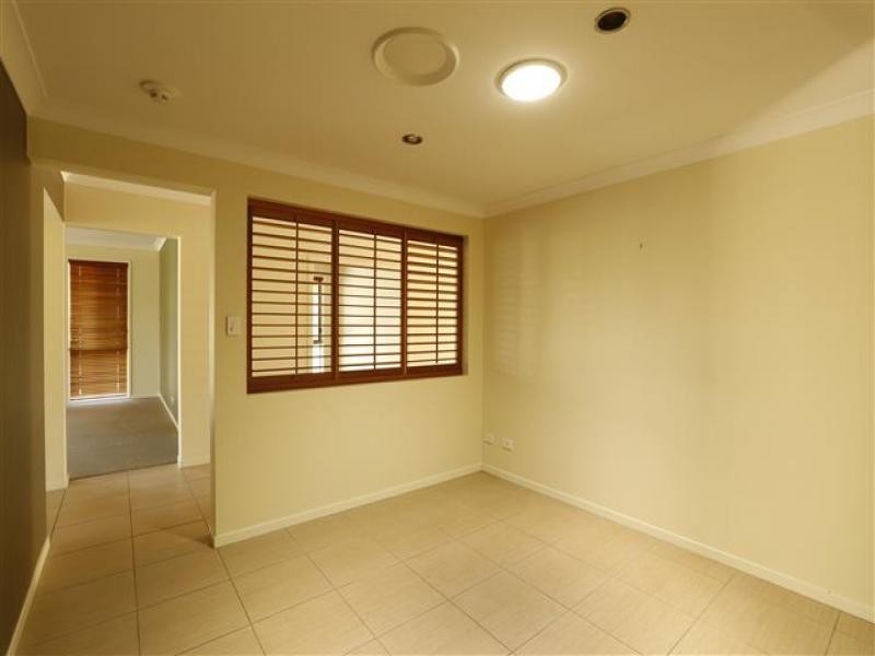 12 R. Faulkners Rd, Thagoona QLD 4306