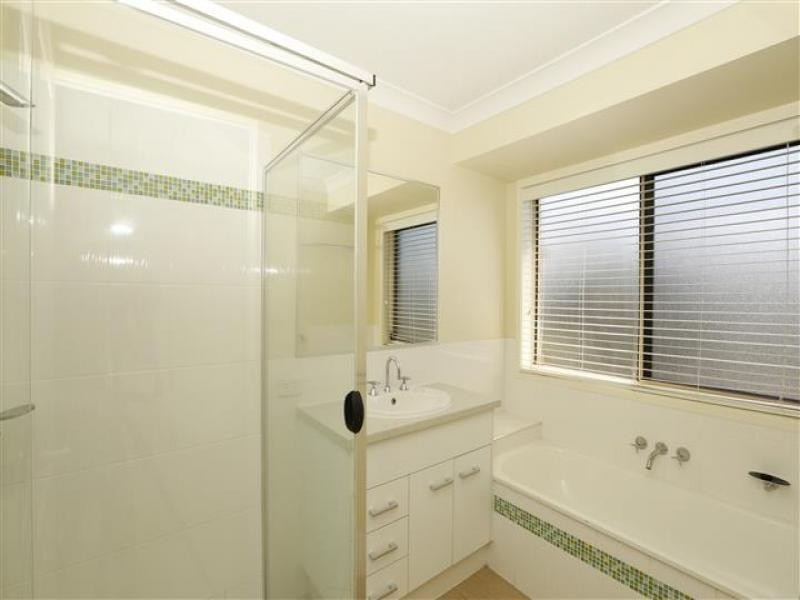 12 R. Faulkners Rd, Thagoona QLD 4306