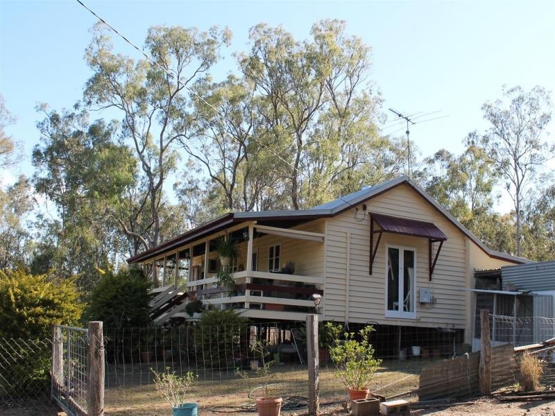 81 Long Gully Road, Summerholm QLD 4341