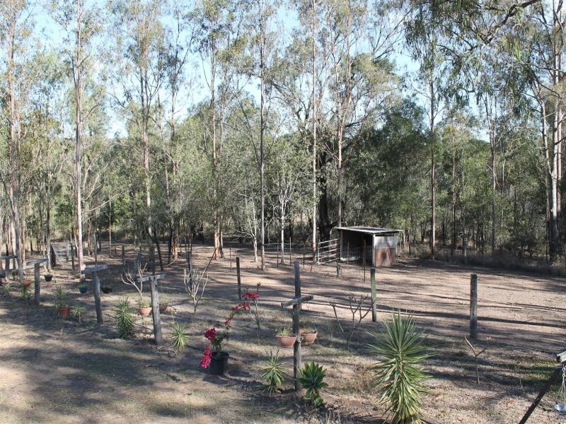 81 Long Gully Road, Summerholm QLD 4341