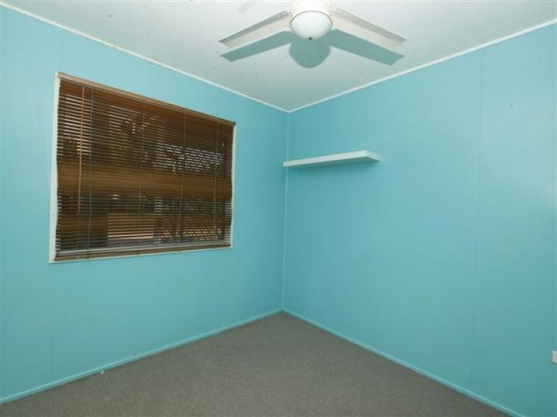 6 Queen Street, Walloon QLD 4306