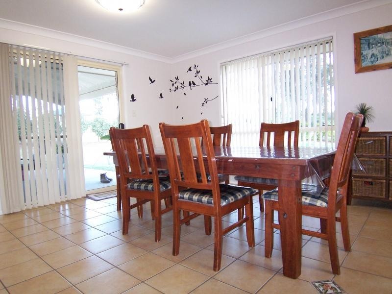 15 Ruby Cres, Willowbank QLD 4306