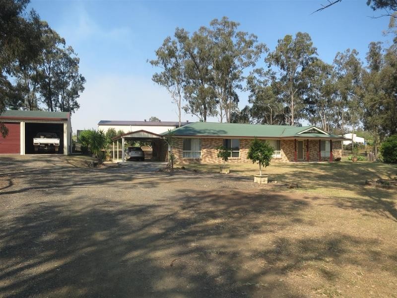 15 Ruby Cres, Willowbank QLD 4306