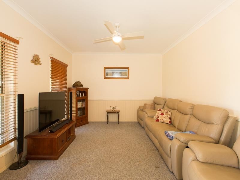 22 Ashleigh Court, Walloon QLD 4306