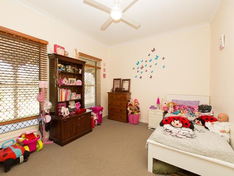 22 Ashleigh Court, Walloon QLD 4306