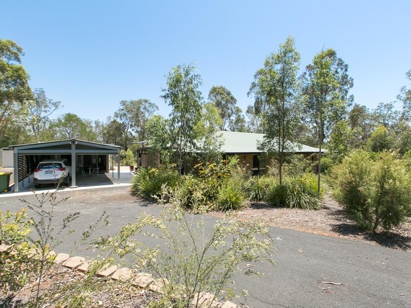 48 James Rd, Pine Mountain QLD 4306