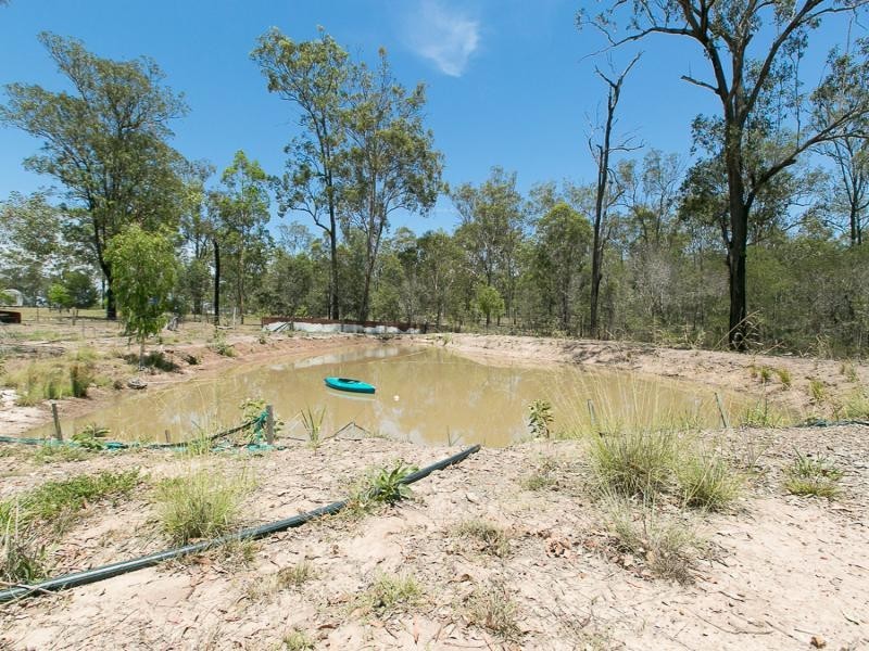 48 James Rd, Pine Mountain QLD 4306