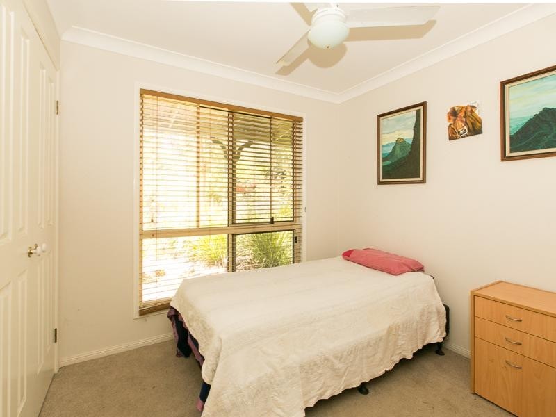 48 James Rd, Pine Mountain QLD 4306