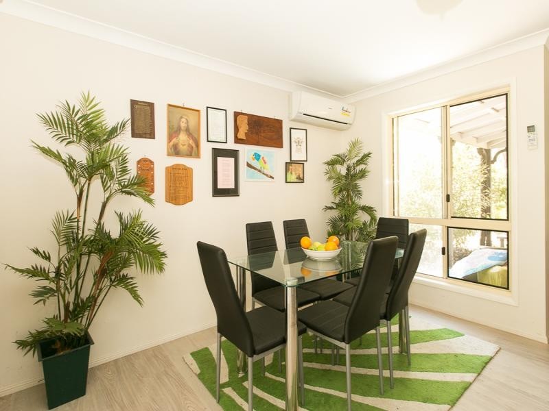 48 James Rd, Pine Mountain QLD 4306