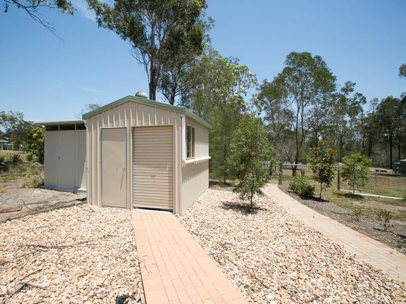 48 James Rd, Pine Mountain QLD 4306