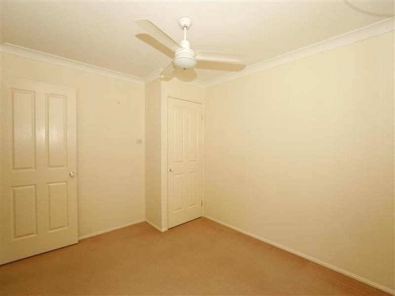 2 Flametree Close, Flinders View QLD 4305