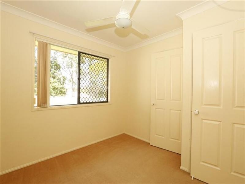 2 Flametree Close, Flinders View QLD 4305