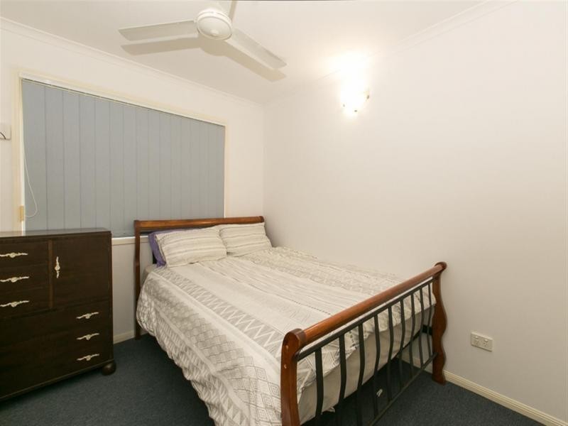 17 Adelong Ave, Thagoona QLD 4306