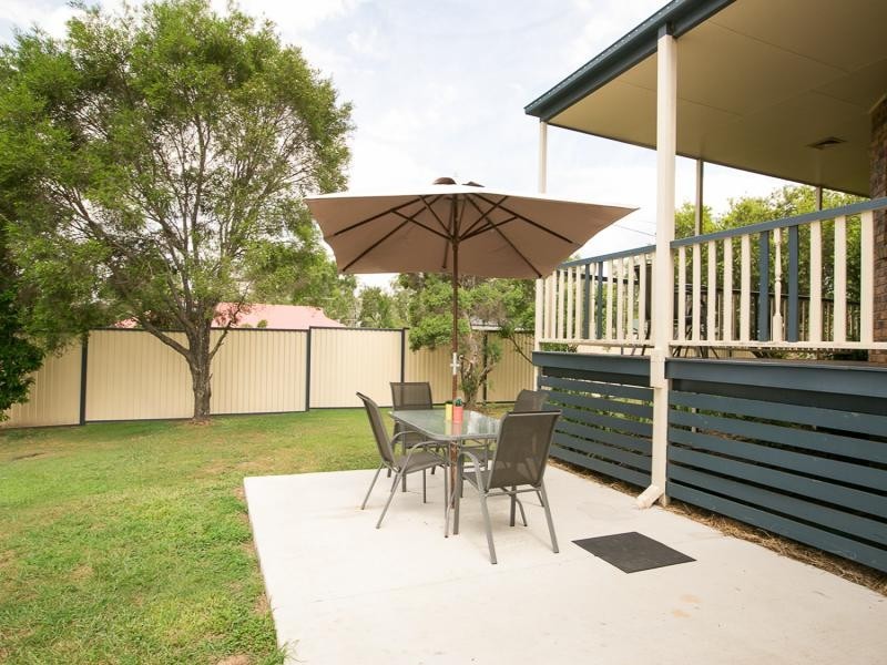 1 Honeysuckle Ct, Walloon QLD 4306