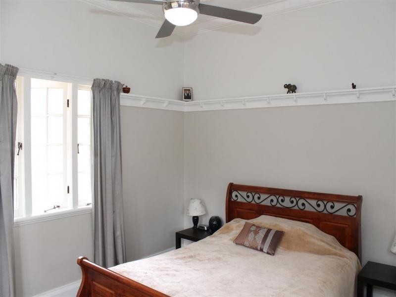 114-122 Kahler Rd, Ironbark QLD 4306