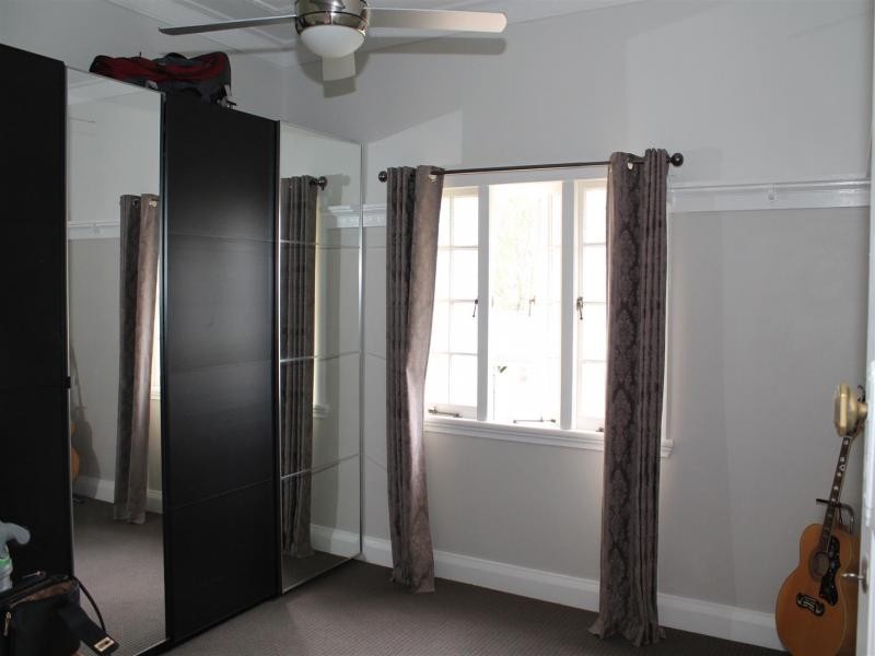 114-122 Kahler Rd, Ironbark QLD 4306