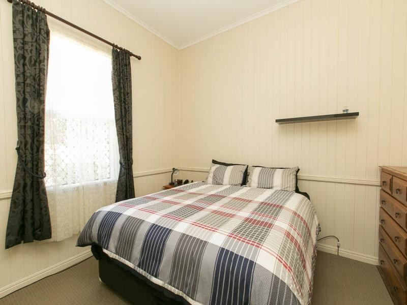 54 Albert St, Rosewood QLD 4340