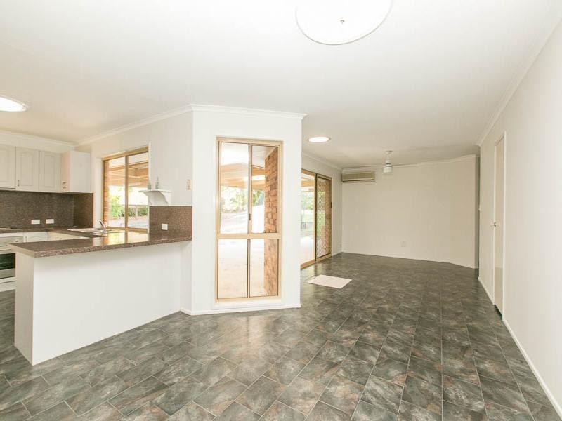 25 Farrell Dr, Walloon QLD 4306