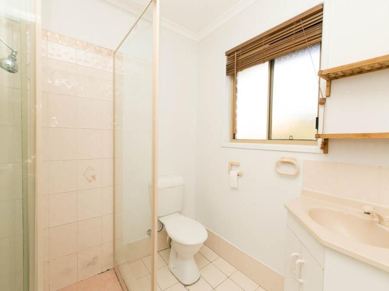 25 Farrell Dr, Walloon QLD 4306