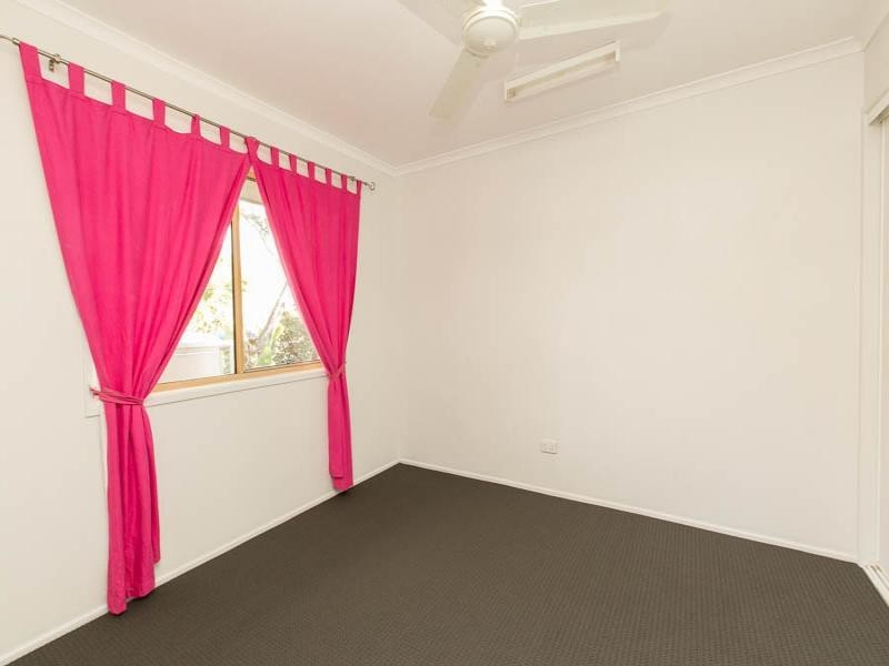 25 Farrell Dr, Walloon QLD 4306