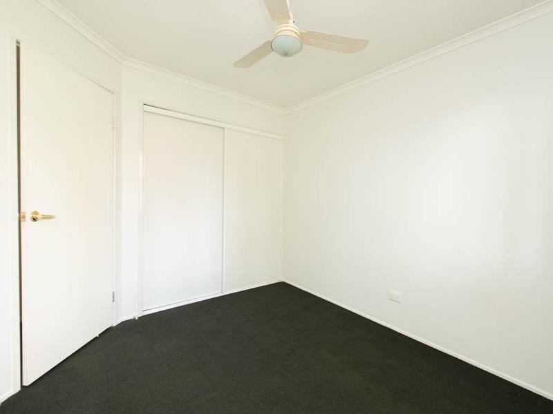 25 Farrell Dr, Walloon QLD 4306