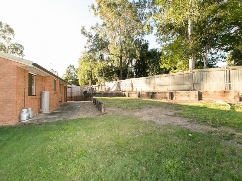 5 Pender Street, North Ipswich QLD 4305