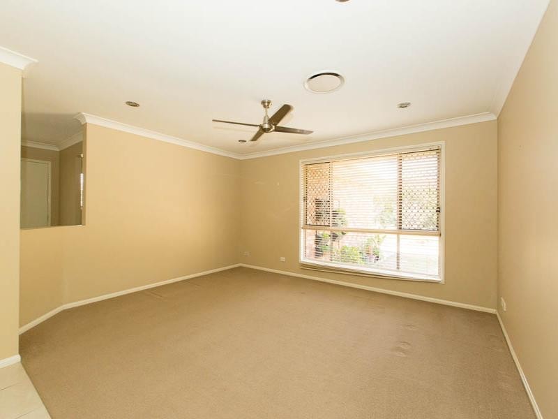 42 Glencoe Place, Thagoona QLD 4306