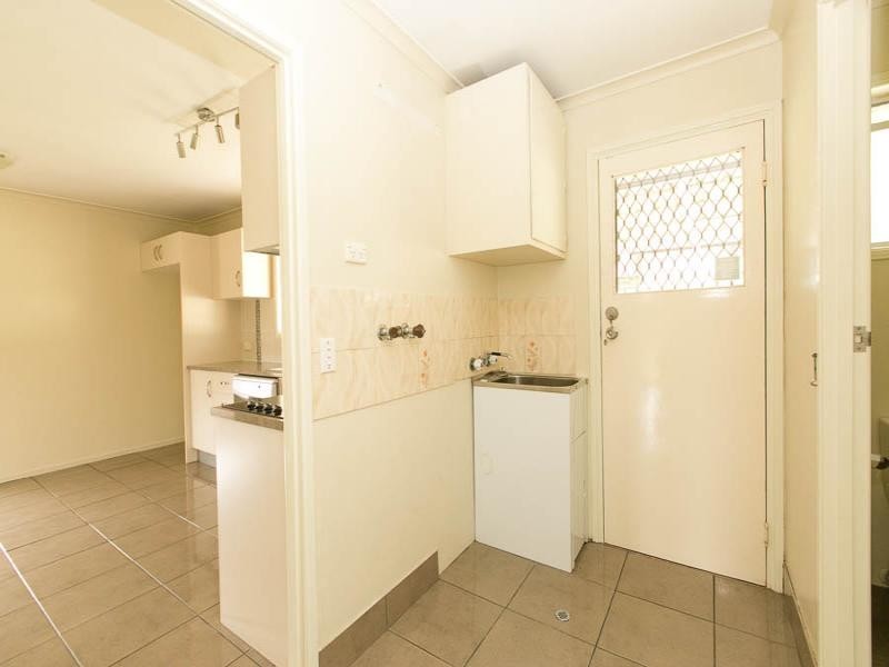 12 Kingsley Street, Walloon QLD 4306