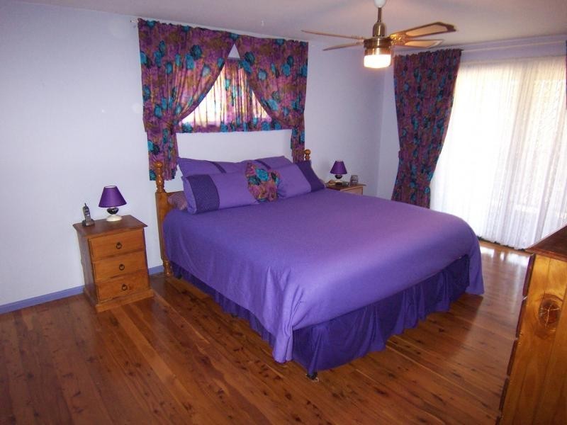 15 Lexcen Crt, Kensington Grove QLD 4341