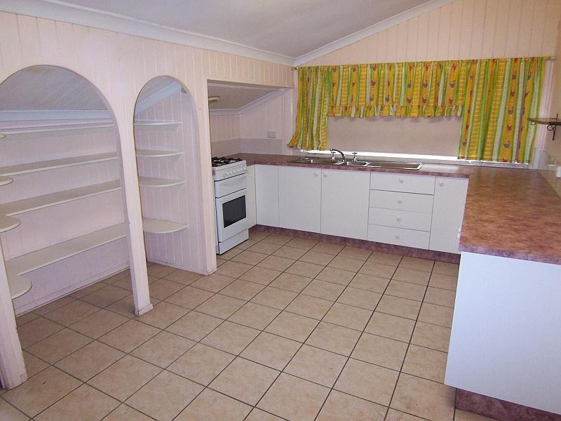 15 Short St, Walloon QLD 4306