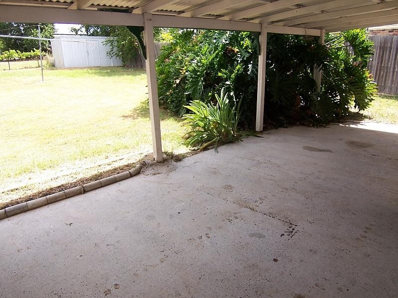 15 Short St, Walloon QLD 4306