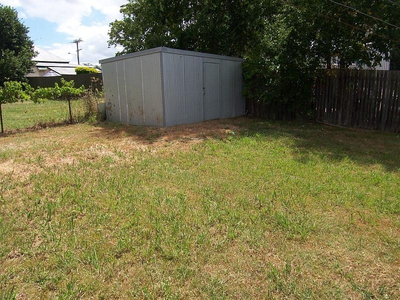 15 Short St, Walloon QLD 4306